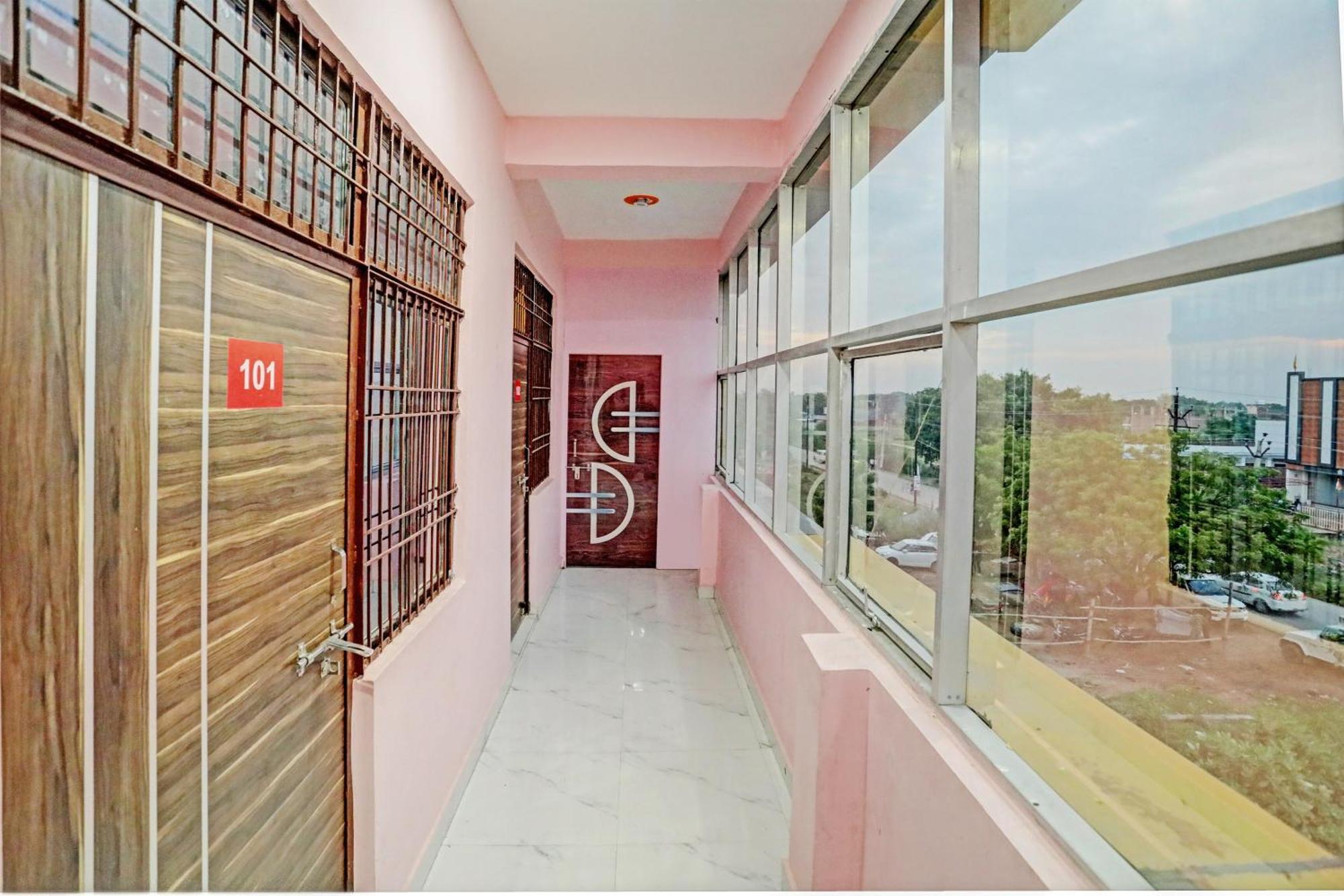 Oyo Flagship Hotel Star Inn Kanpur Extérieur photo